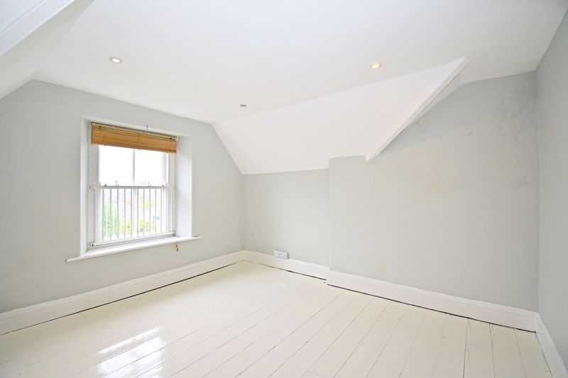 Bedroom- click for photo gallery